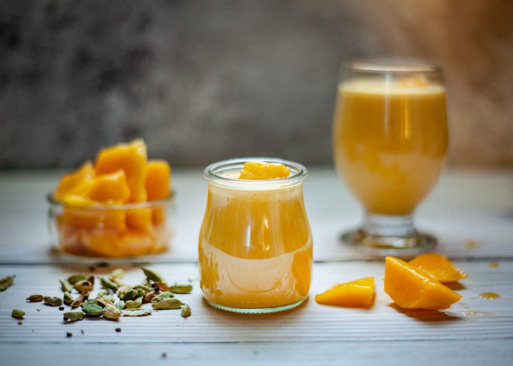 mango-lassi